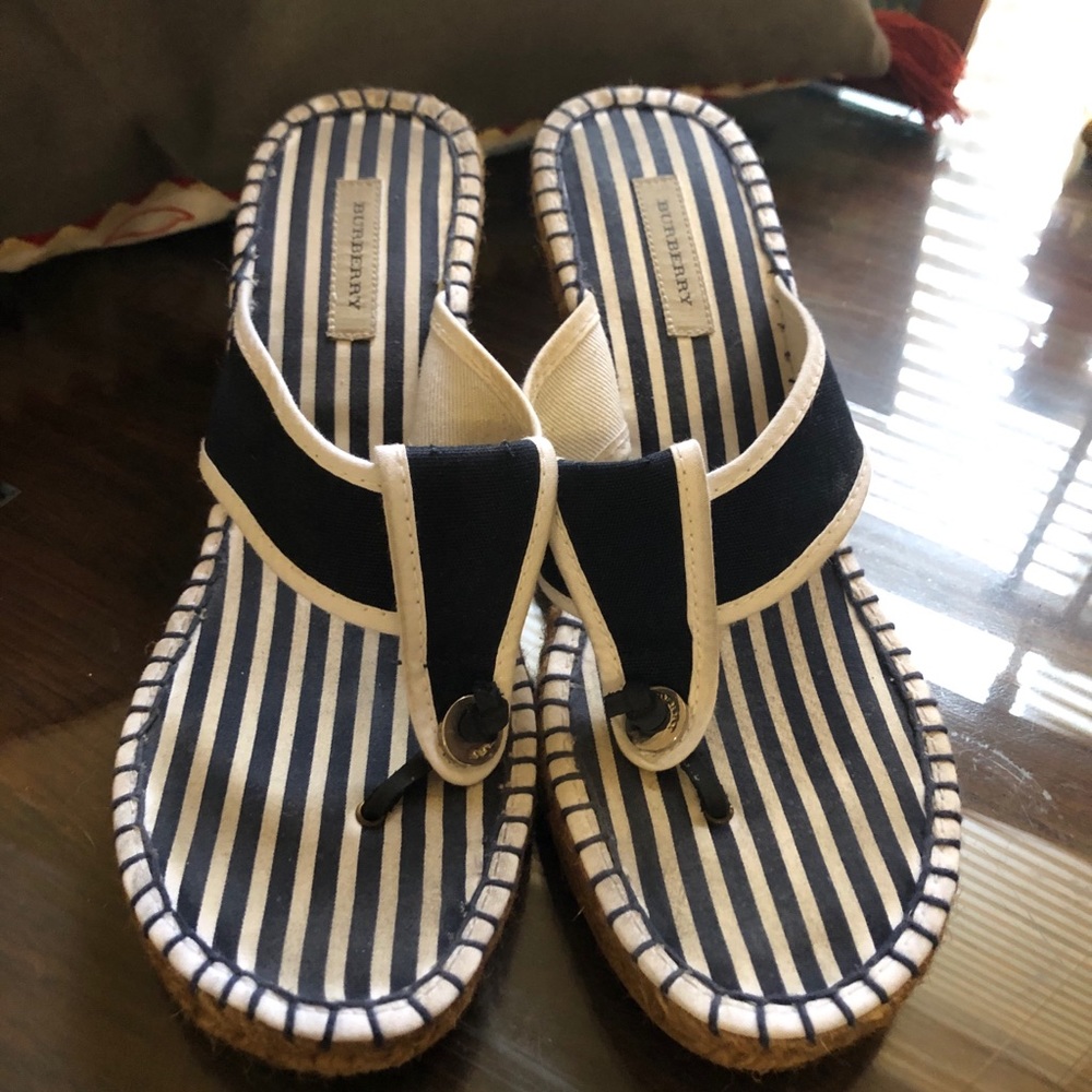 Burberry Navy and White wedges
